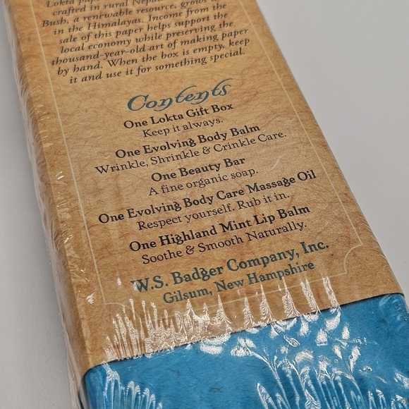 NEW W.S. Badger Beauty Kit Lokta Box Set Beauty Bar Soap Body Oil Lip Balm Body - Picture 5 of 6